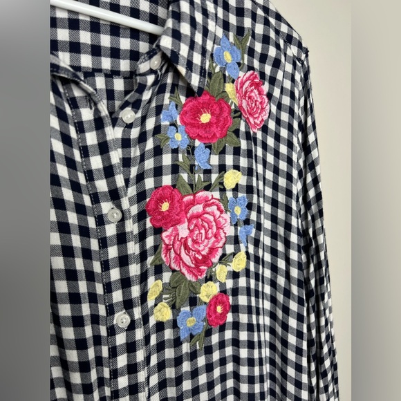 COMO VINTAGE - floral embroidered checkered button down shirt.  XL - 🤩 - Picture 4 of 9